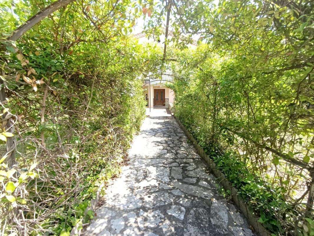 Maison à ARLES-SUR-TECH