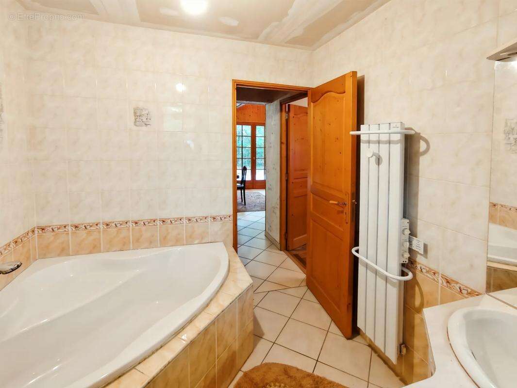 Maison à GLISOLLES