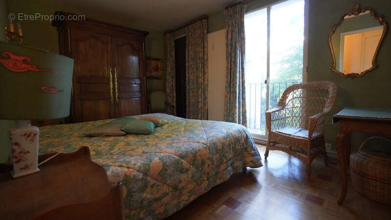 Appartement à ENGHIEN-LES-BAINS