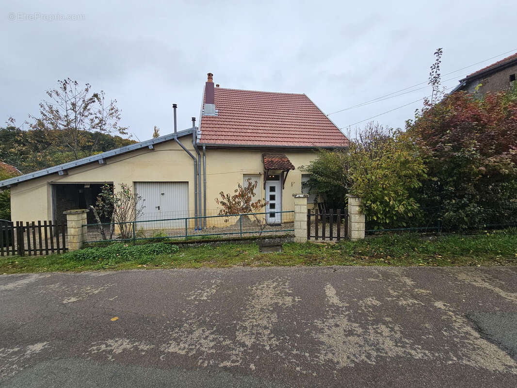 Maison à BAUME-LES-DAMES