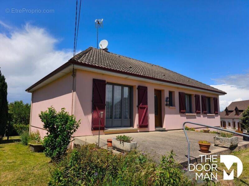 Maison à PRE-EN-PAIL