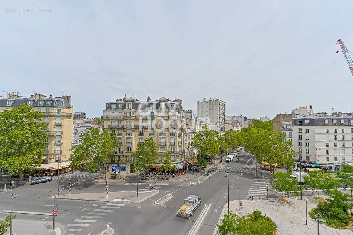Appartement 4 pièces à vendre - 73 m2 - 10m2 de balcon filant - photo 4