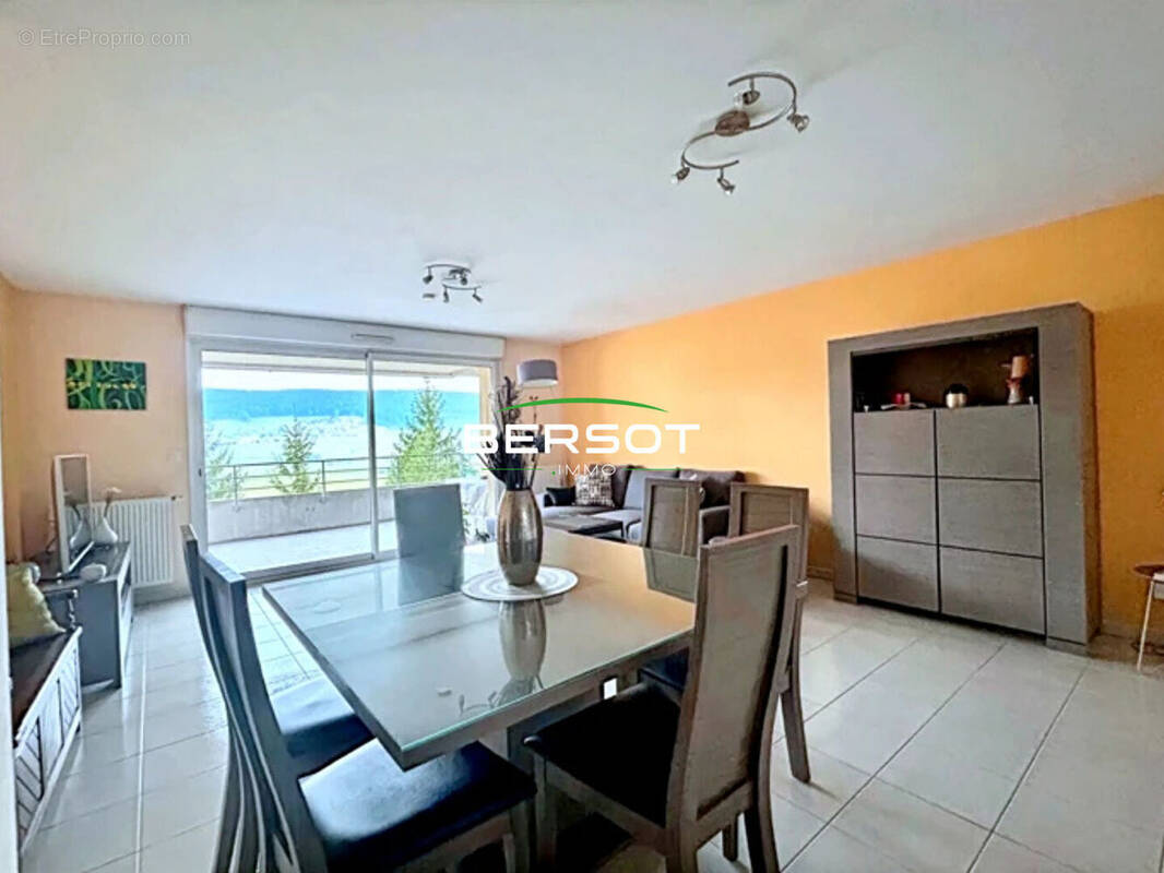 Appartement à MORTEAU