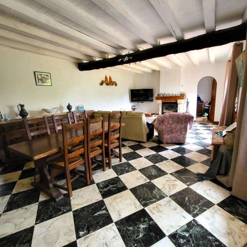 Maison à SAINT-GERMAIN-SUR-AVRE