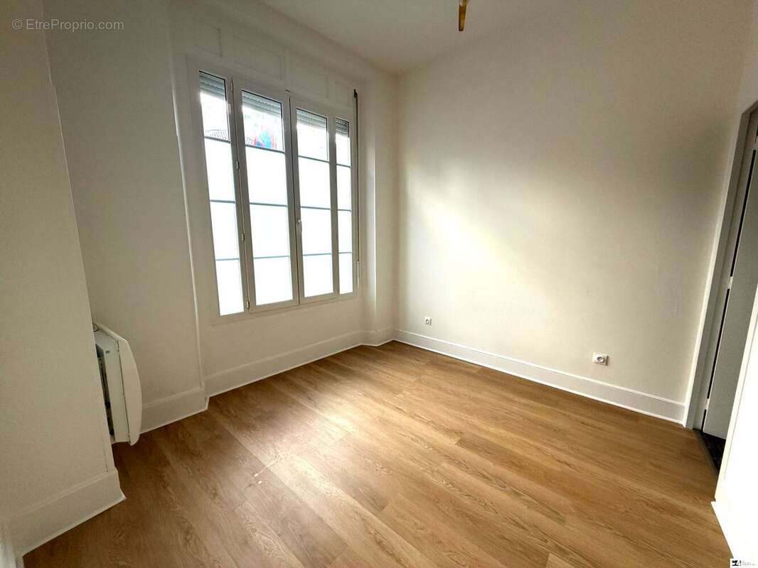 Appartement à CAZERES