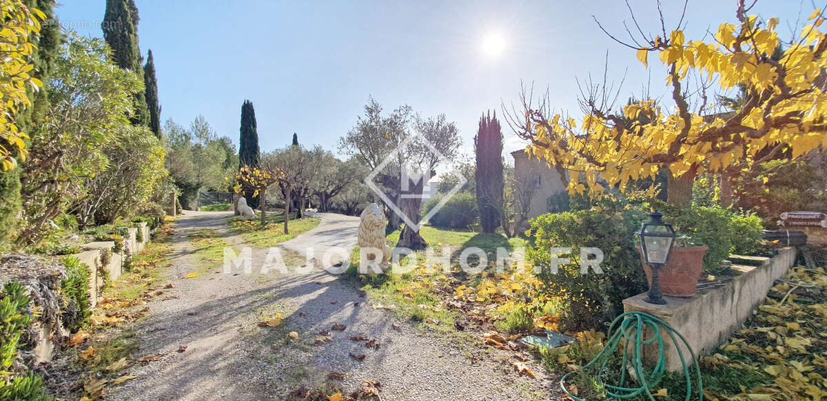 Maison à LE CASTELLET