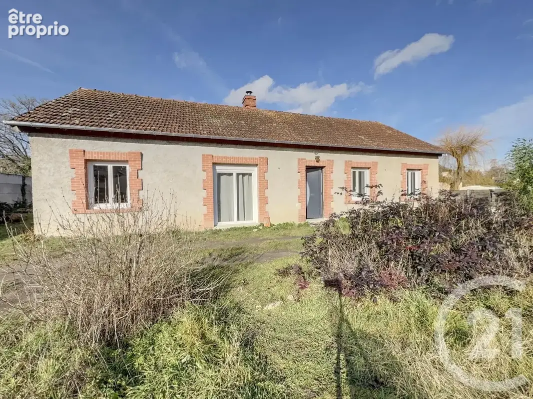 Maison 4 pièces 102 m² à vendre à Ligny-Le-Ribault (45240) - photo 1