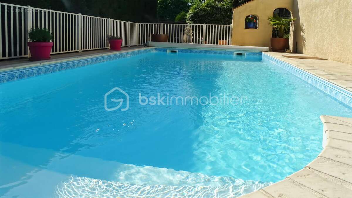 Maison à CLAYE-SOUILLY