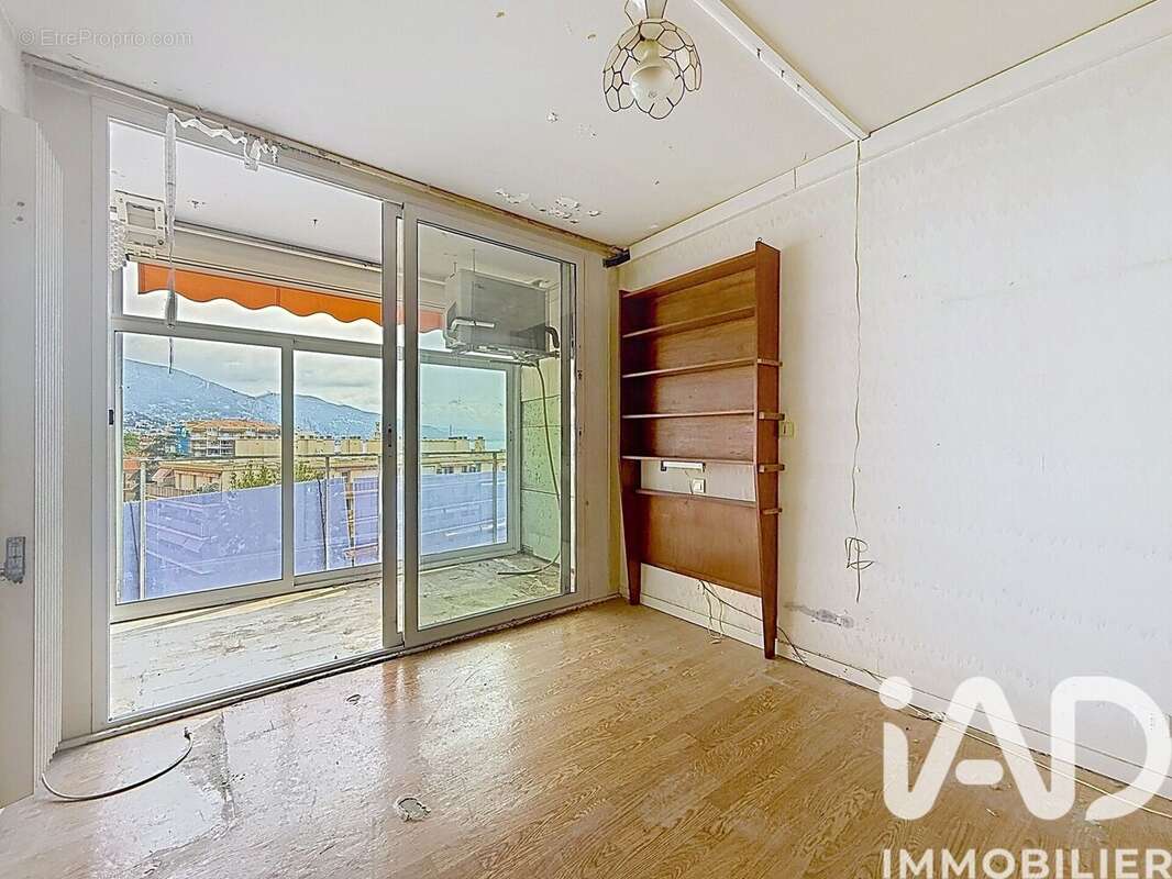 Photo 9 - Appartement à ROQUEBRUNE-CAP-MARTIN