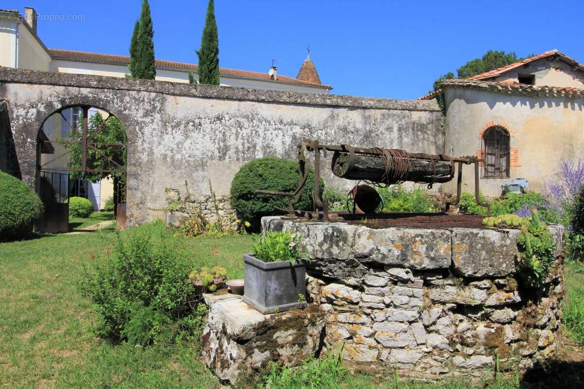 Maison à MONFLANQUIN