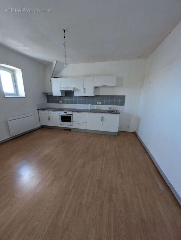 Appartement à MEHUN-SUR-YEVRE