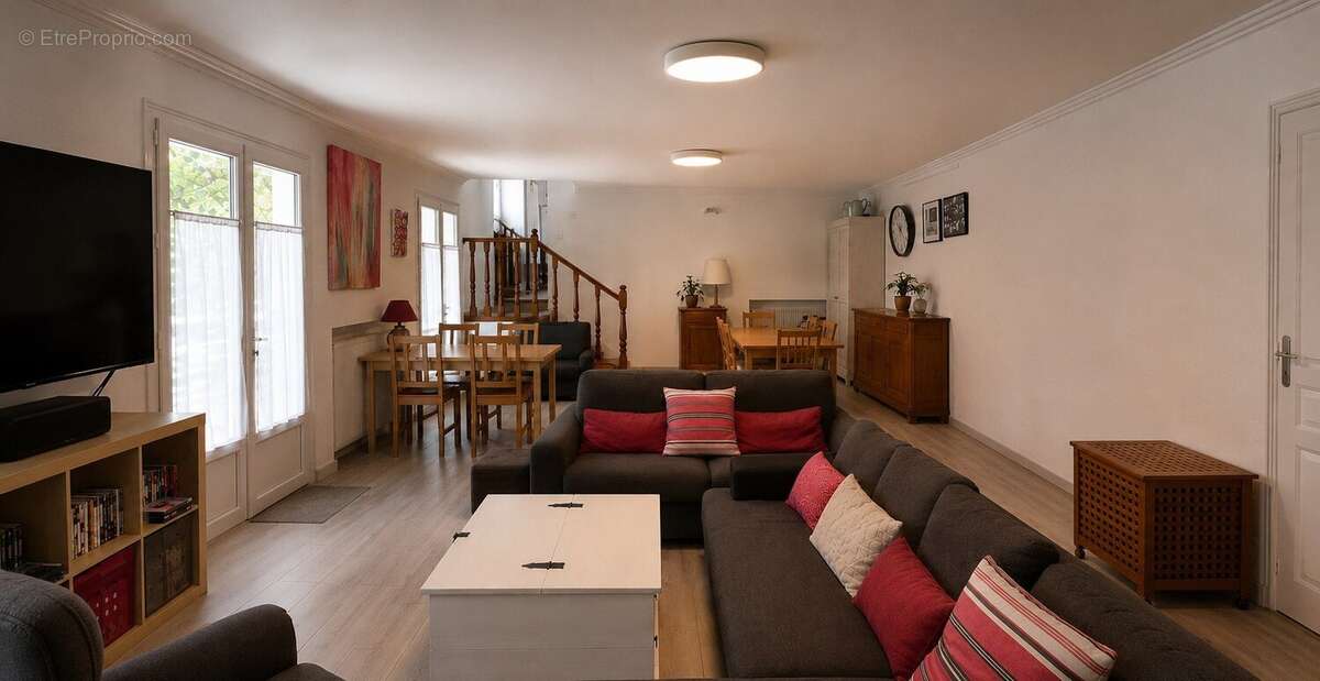 Maison à TOURRETTE-LEVENS