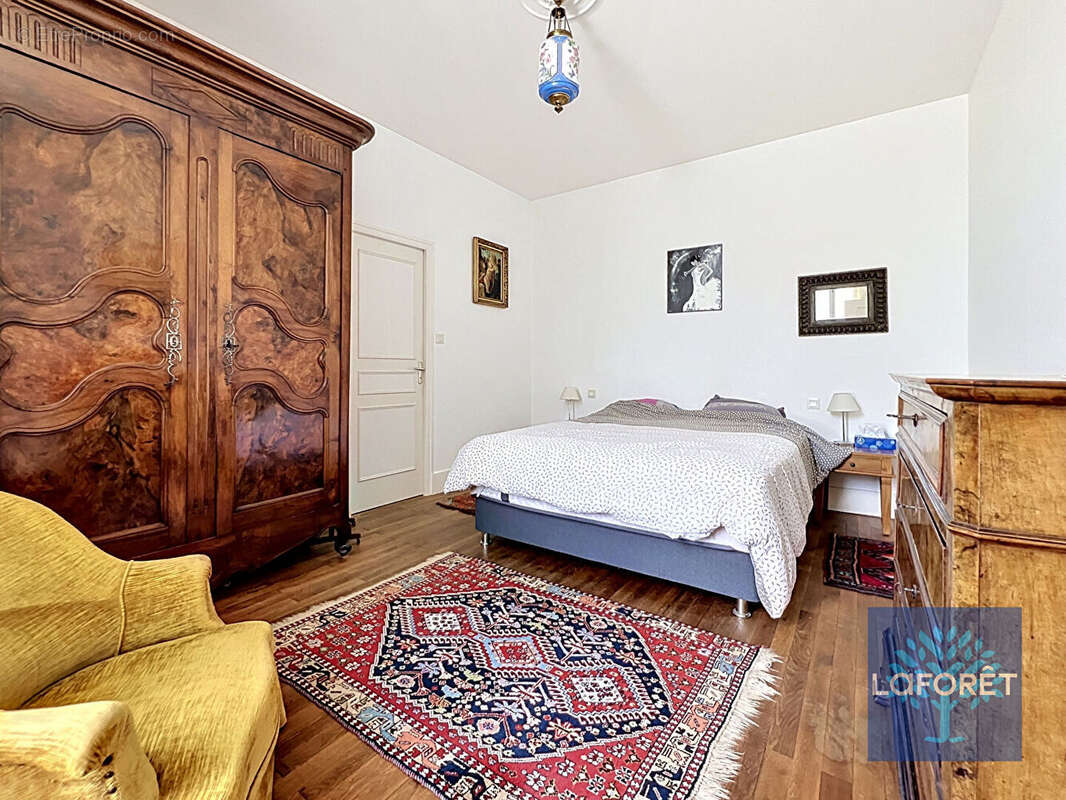 Maison à NESMY