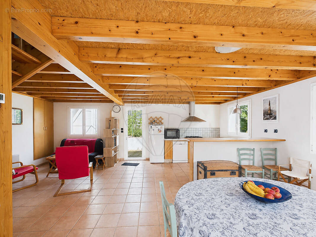 Maison à LES MATHES