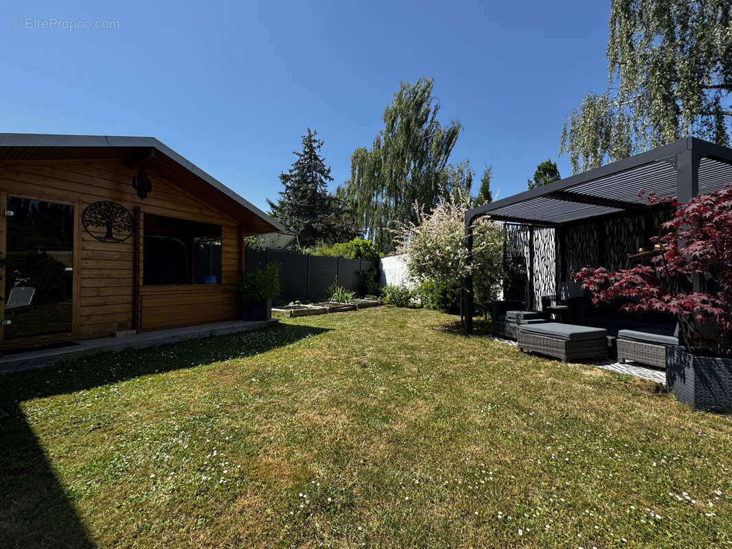 HOENHEIM, maison 4 pièces, jardin, garage. - photo 2