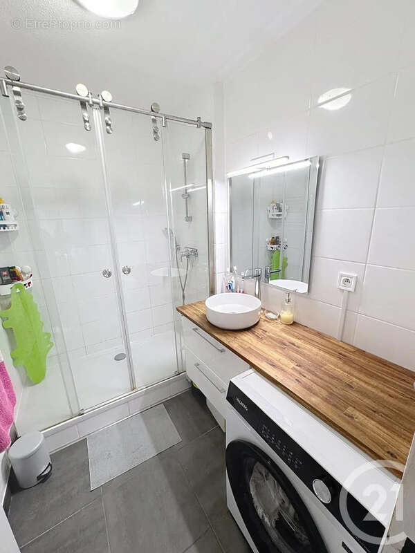 Appartement à LYON-7E