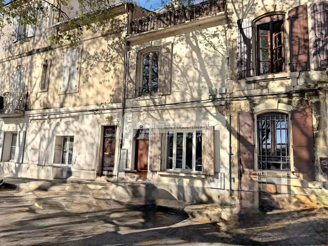 Maison de 67 m² avec terrasse sur ARLES - photo 6