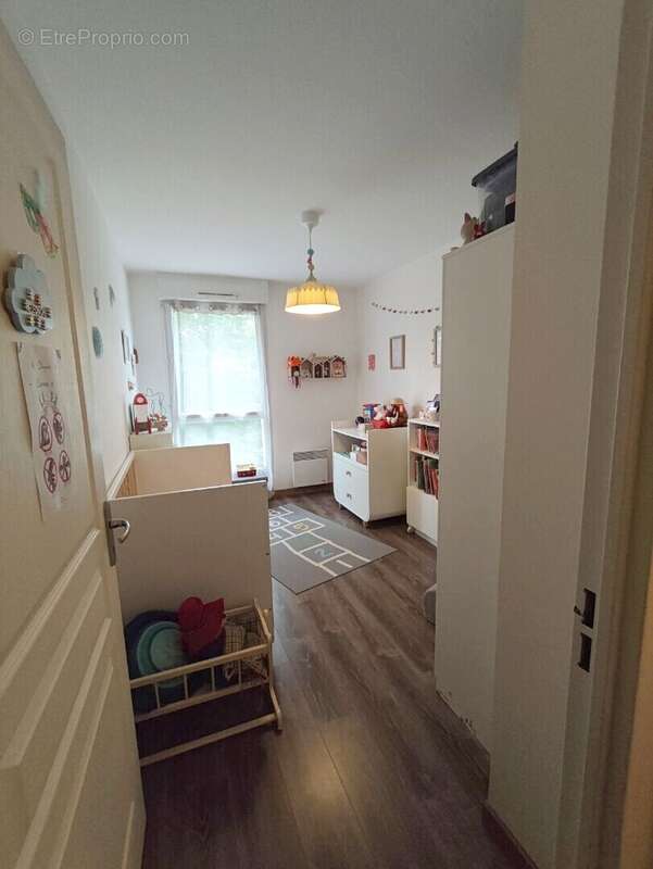 Appartement à SAINT-CYR-SUR-LOIRE