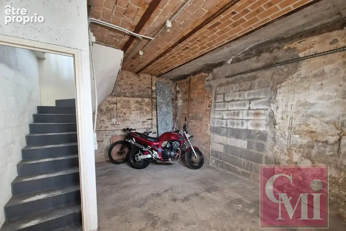 Appartement type F2 avec garage et parking. - photo 8