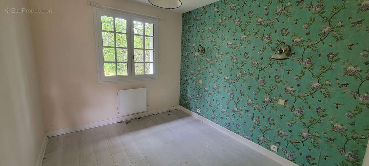 Pavillon familial avec vie de plain-pied dans un secteur recherché ! - photo 8