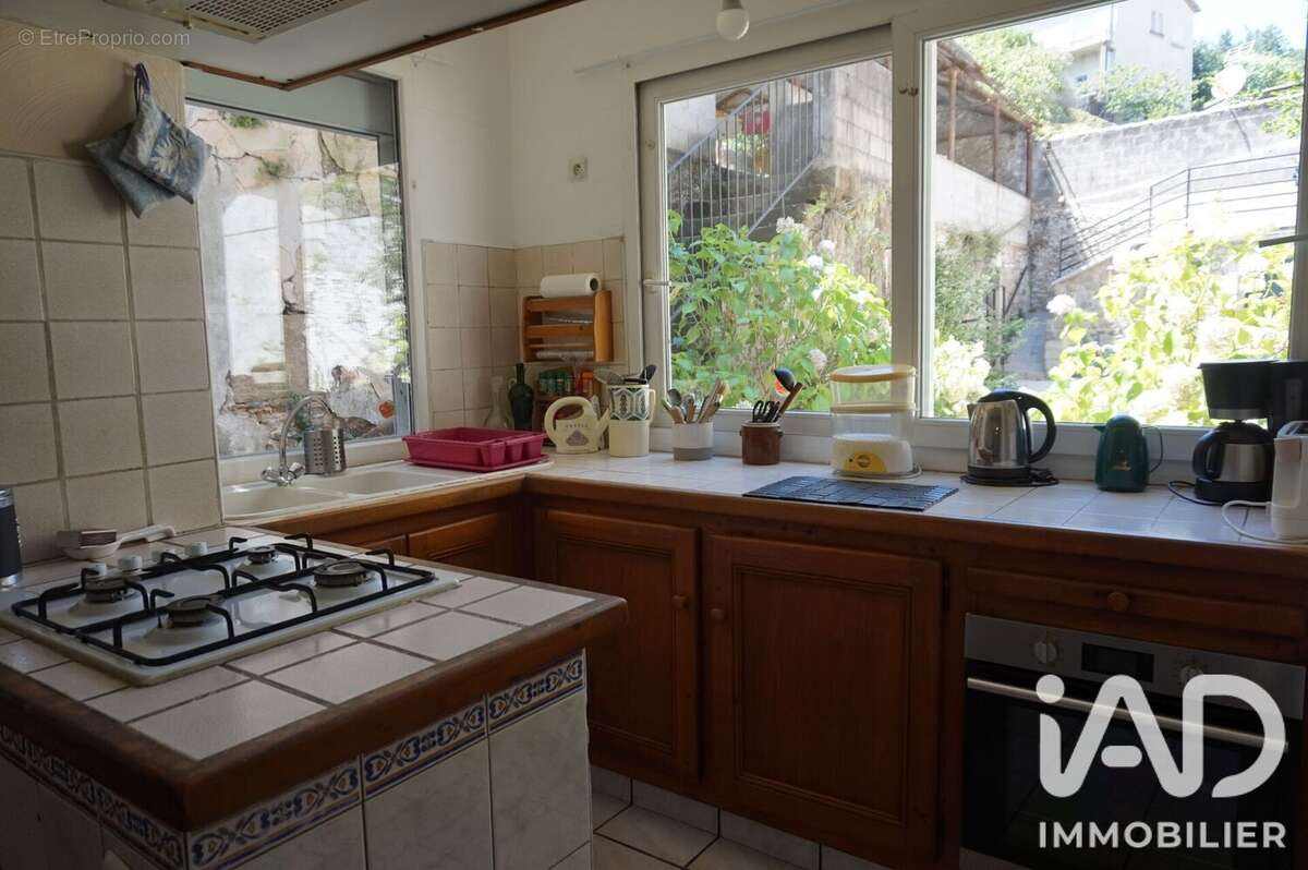 Appartement 102 m² à Vals-Les-Bains  - photo 4
