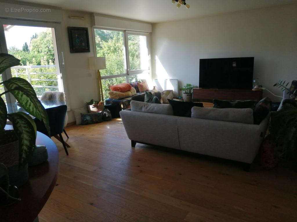Appartement à  vendre  Reims 5 pièce(s) 124 m2 - photo 3