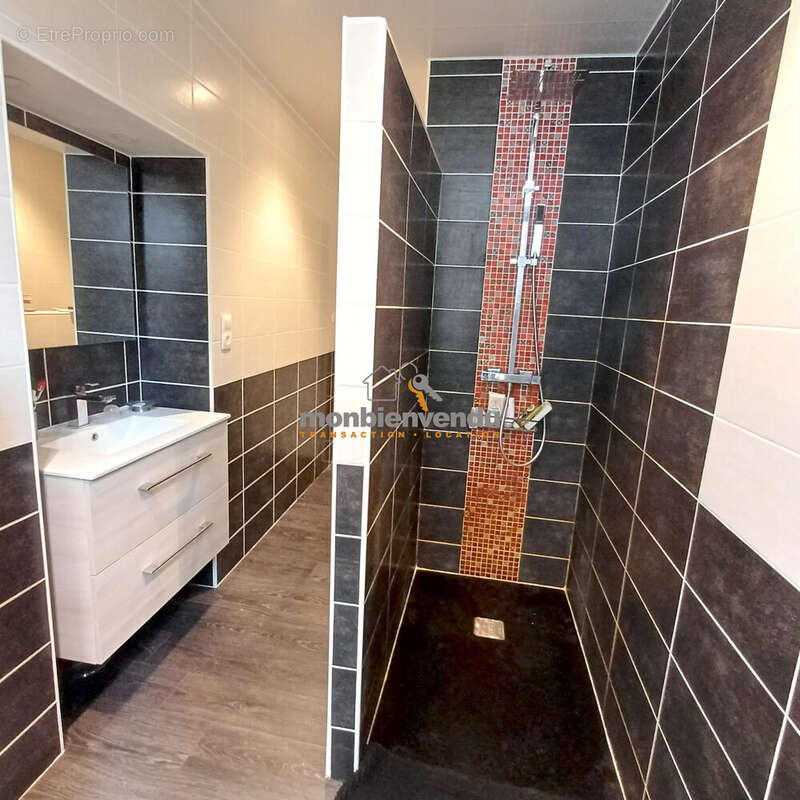 Appartement 232 m² à Vic-Sur-Cere  - photo 9