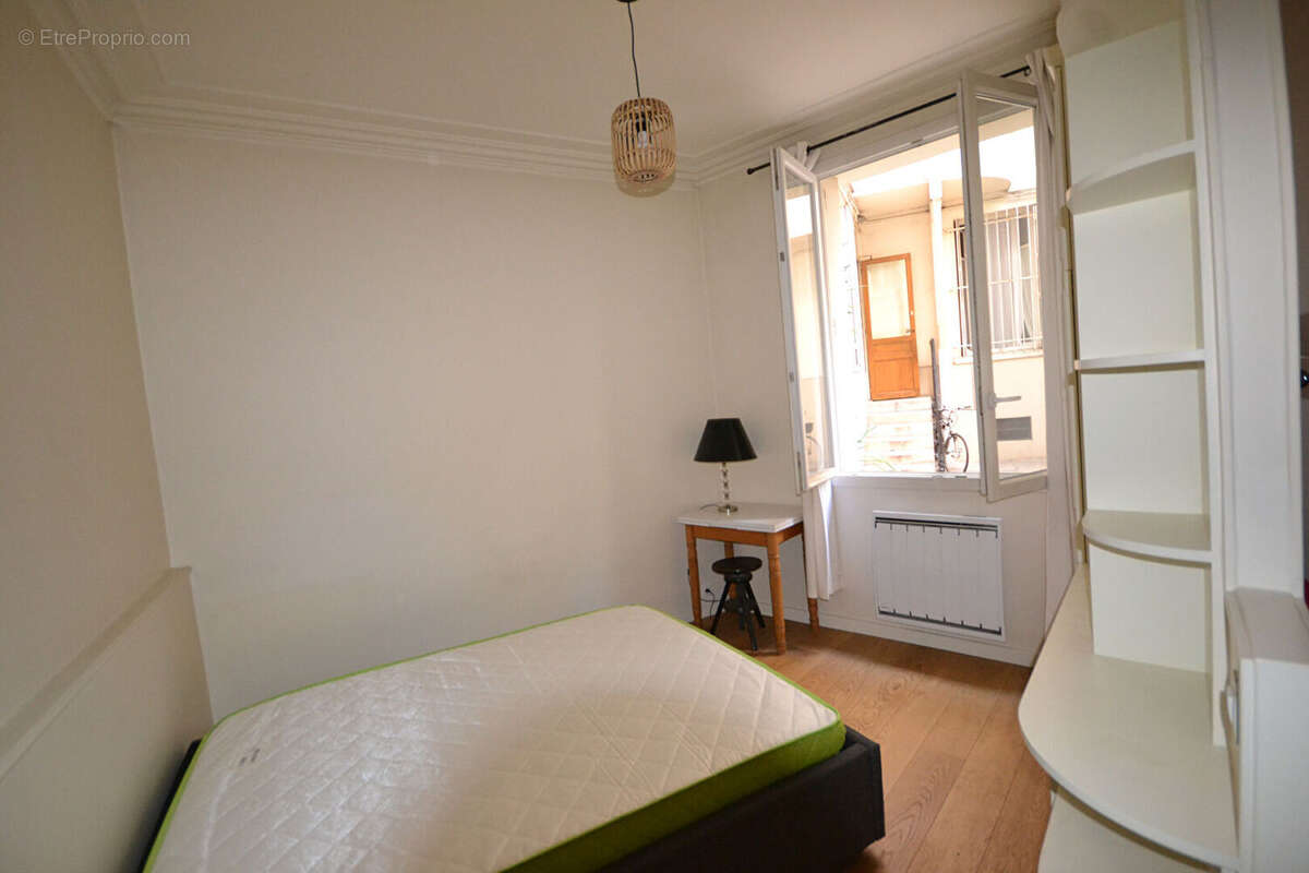 Appartement à PARIS-9E