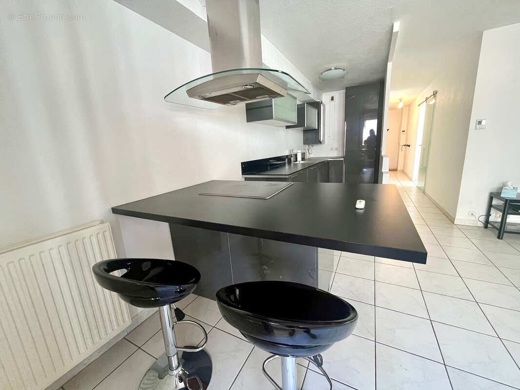 Appartement à MARSEILLE-8E