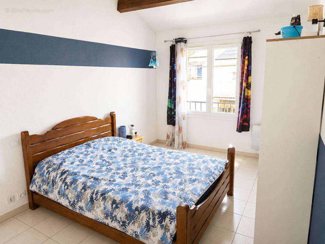 Maison  4 pièce(s) 90 m2 avec extérieur et panneaux solaires - photo 7