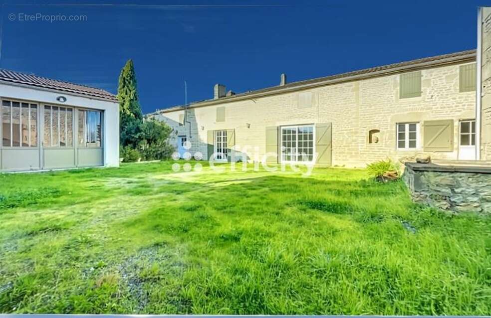 Maison 250 m² à Chambon  - photo 15