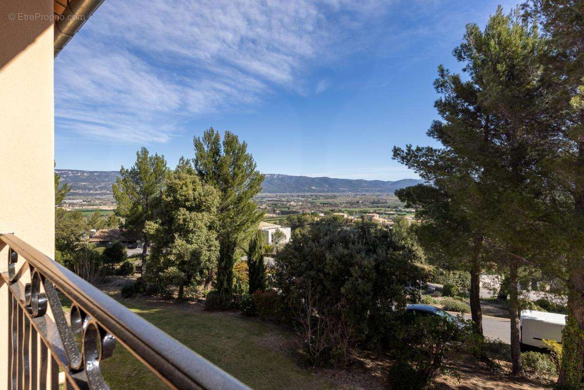 Vente appartement T2 - Résidence de tourisme Pierre et Vacances  à Mallemort - photo 9