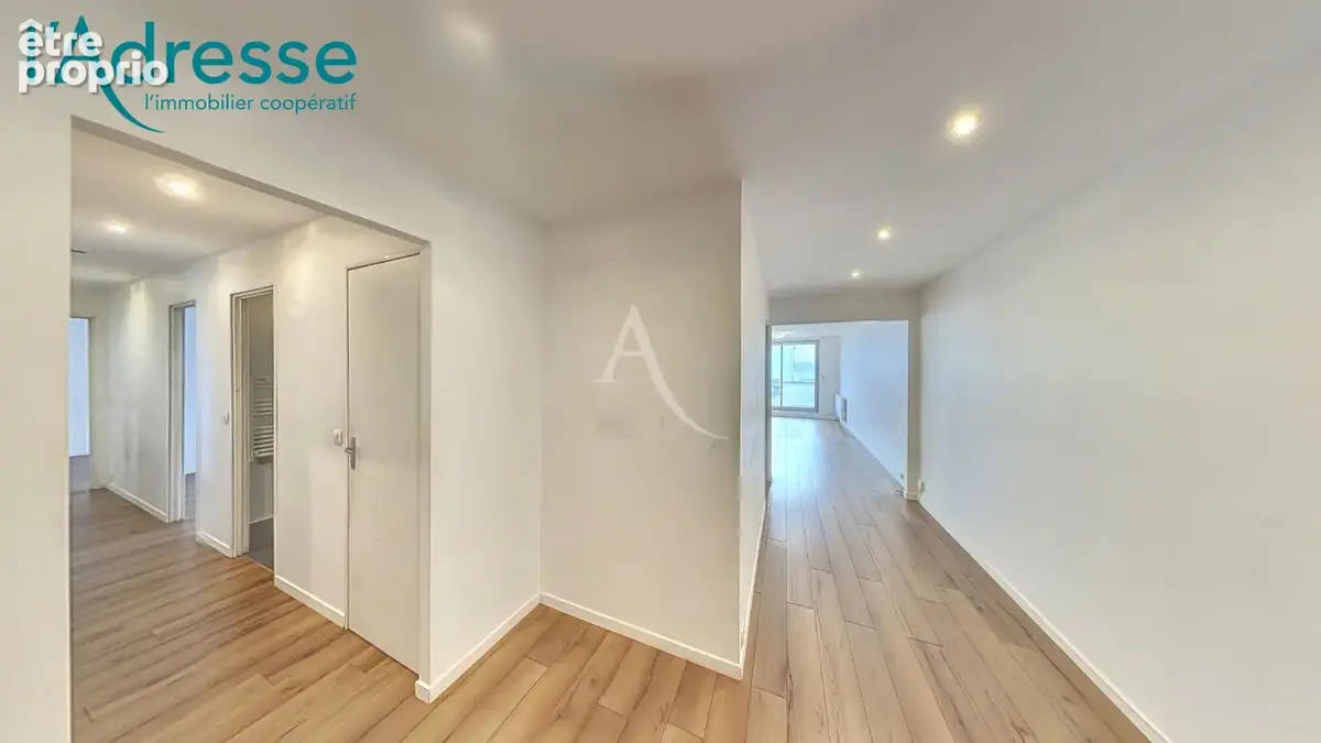 Appartement Champs Sur Marne 4 pièce(s) 95 m² - photo 2