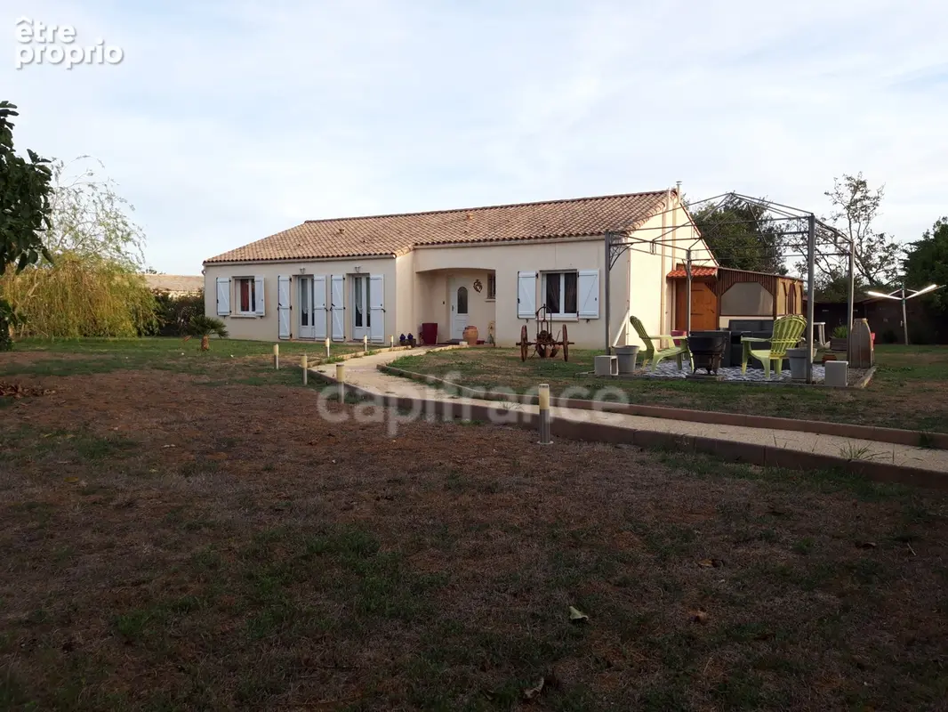 Maison 6 pièces 135 m² · à Lairoux · 135 m² · 265 000 €