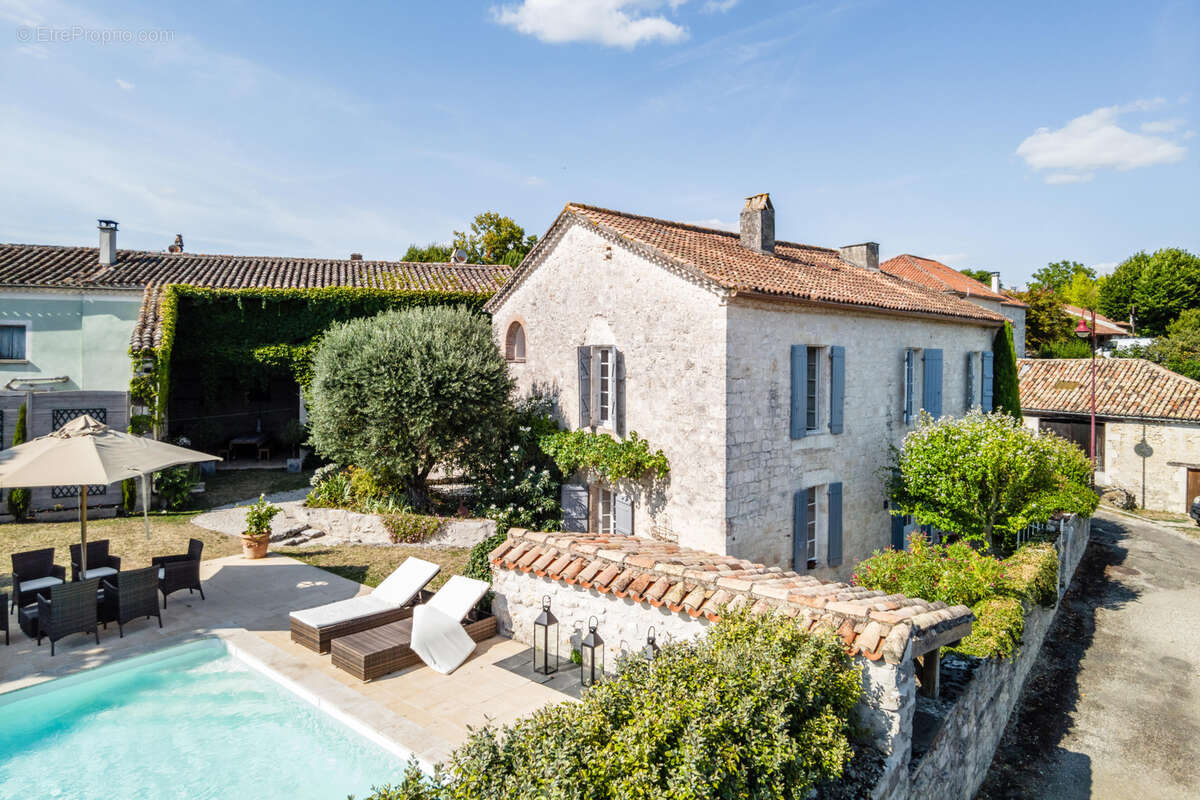 Maison en pierre avec annexe, piscine et jardin - photo 21