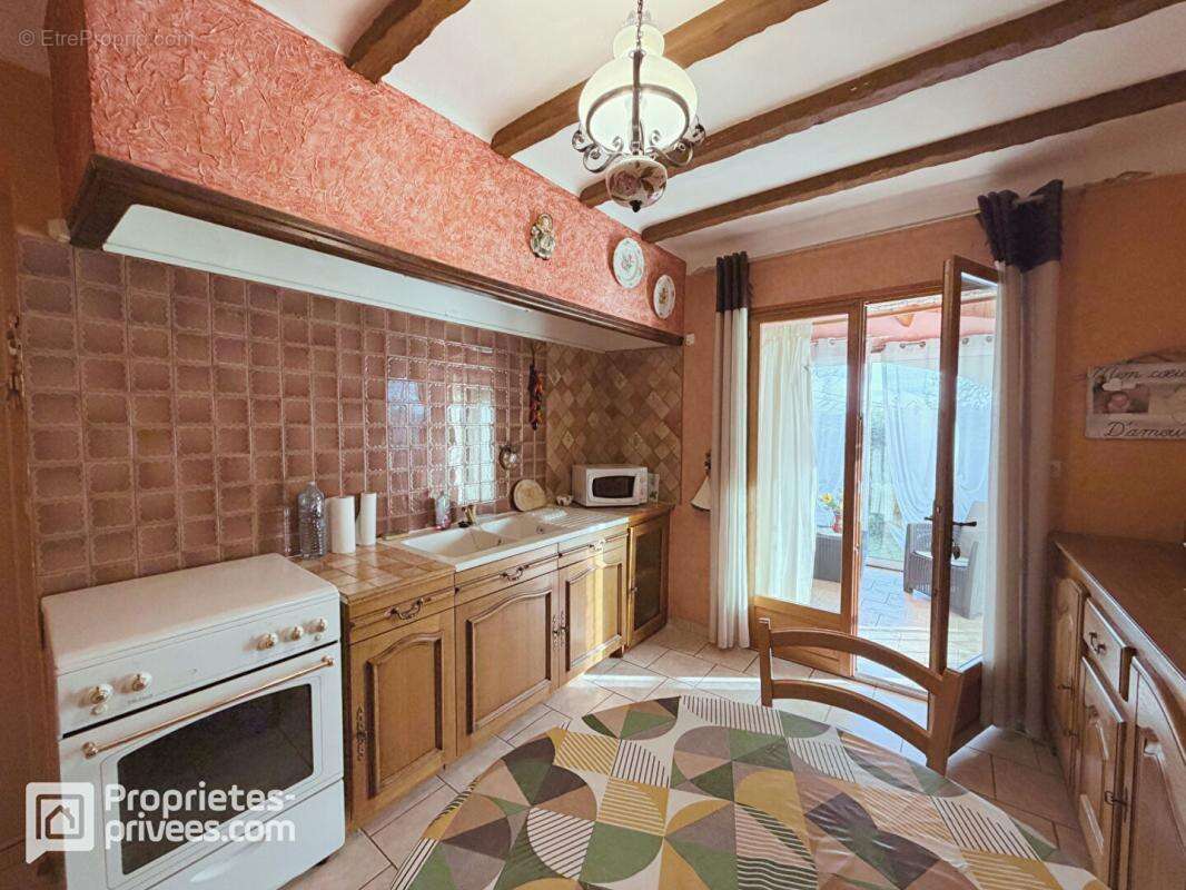 Maison à BAGNOLS-SUR-CEZE