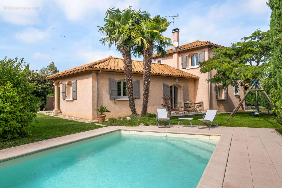 Photo 2 - Maison à MARENNES