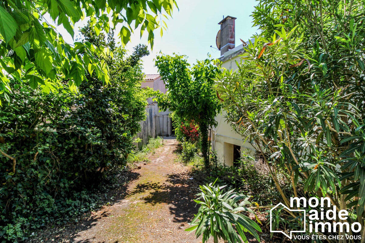 Maison à LA TREMBLADE