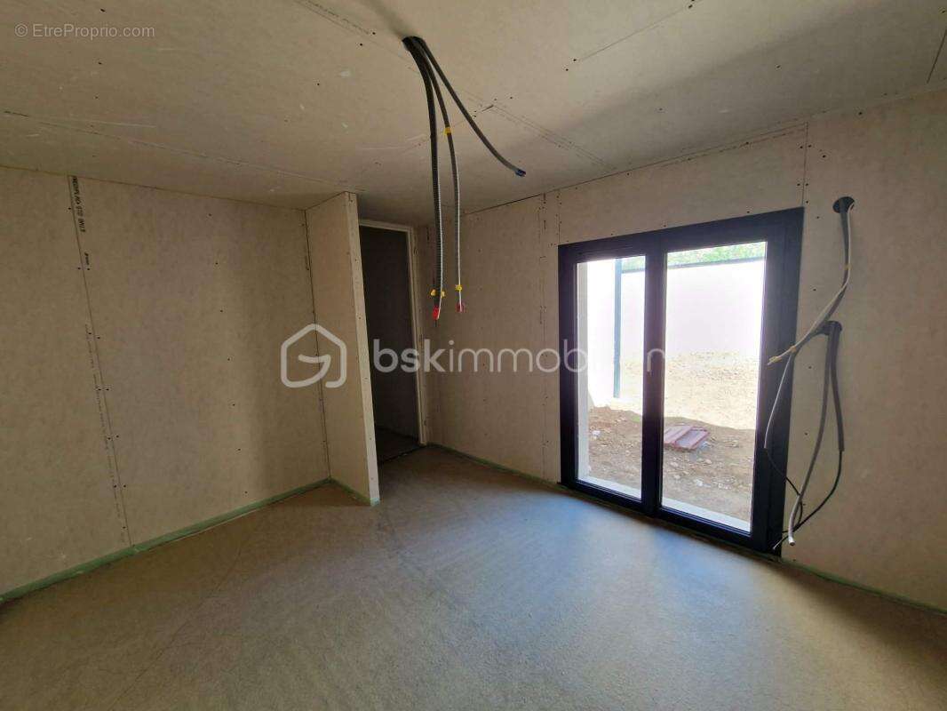 Maison à LA TOUR-DU-PIN