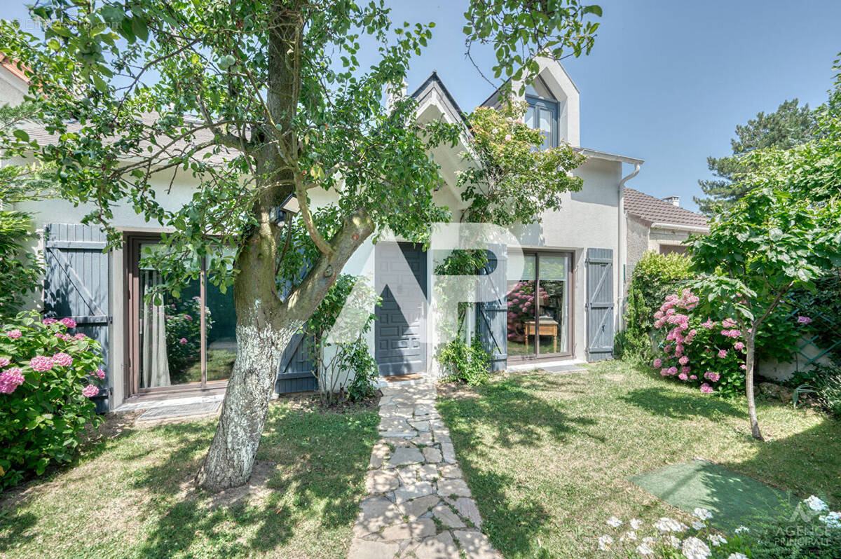 Maison à RUEIL-MALMAISON