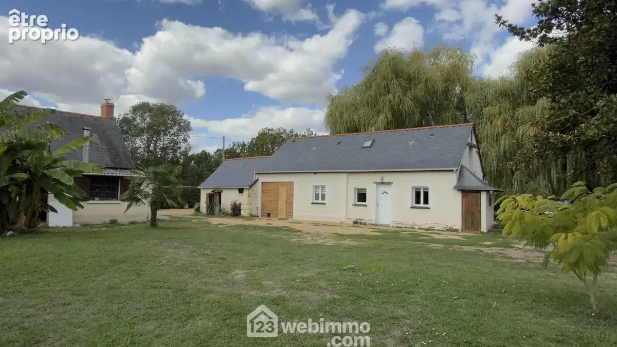 Ensemble immobilier composé d'une maison ... - Maison à MAZE