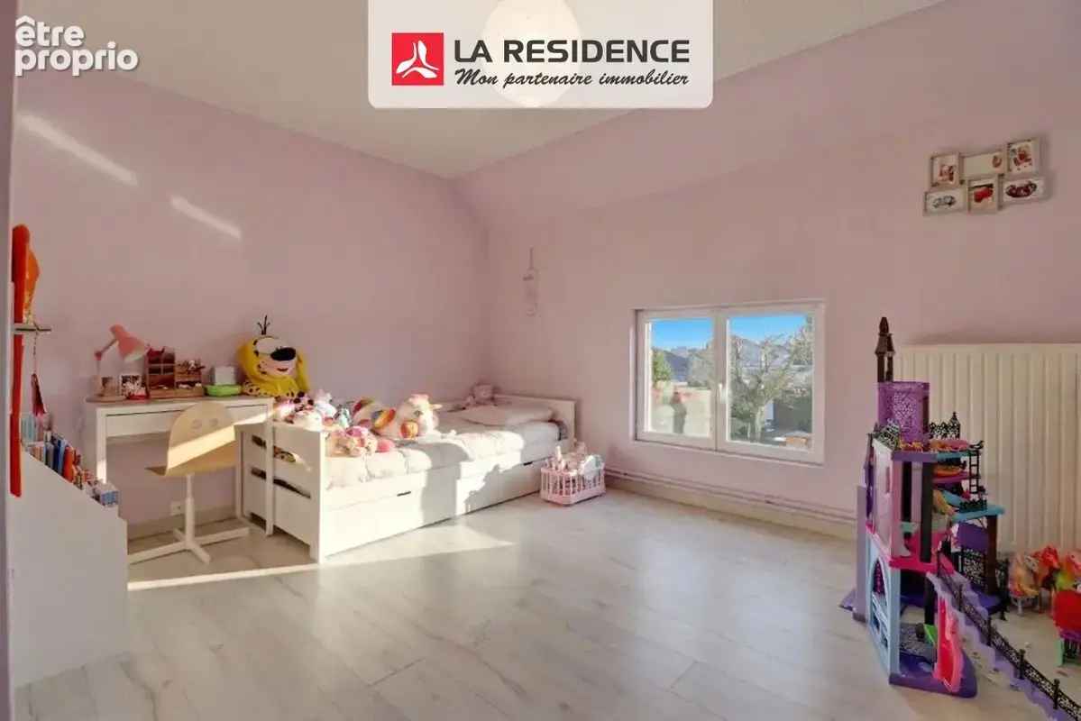 Maison 5 pièces 110 m² à vendre à Houdan (78550) - photo 7