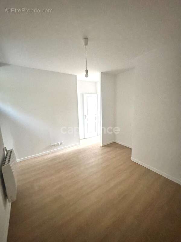 Appartement à ROSNY-SUR-SEINE