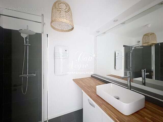 Appartement à COGOLIN