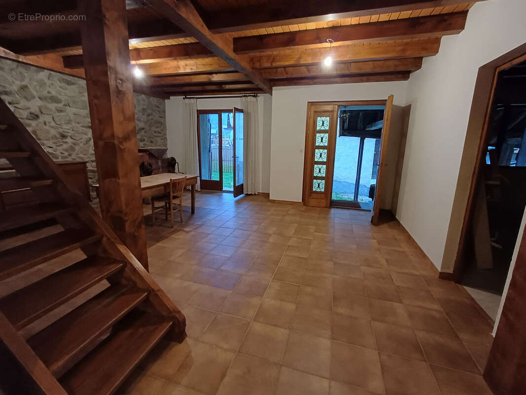 Maison à SAINT-ALBAN-DES-VILLARDS