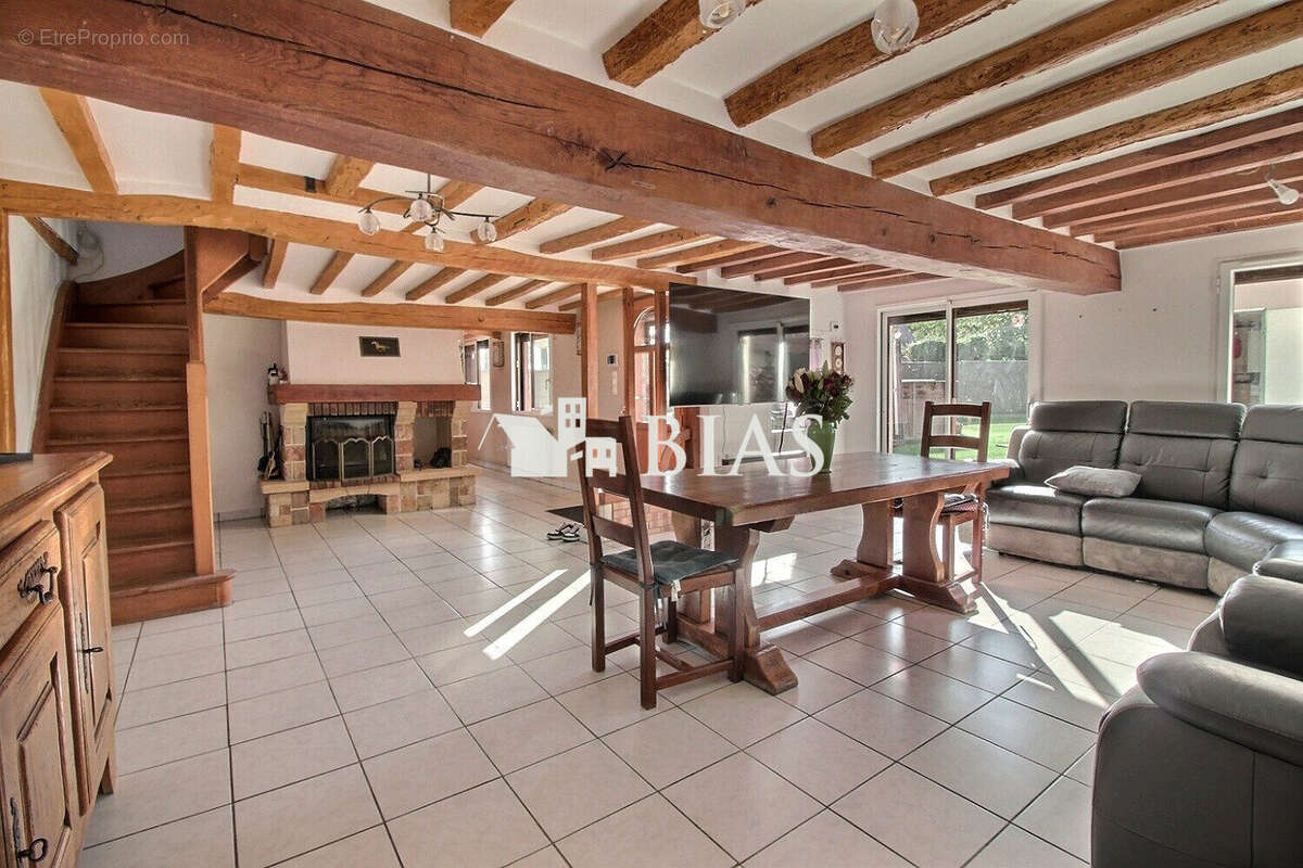 Maison à LE NEUBOURG