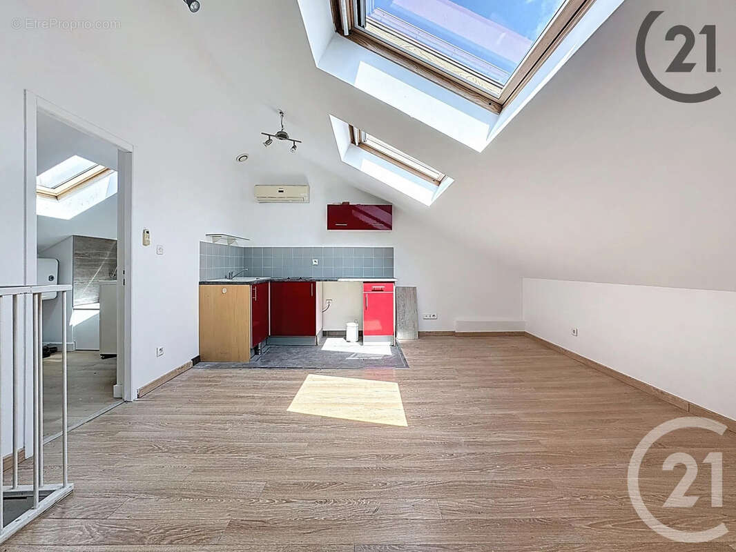 Appartement 18 m² à Reims  - photo 2