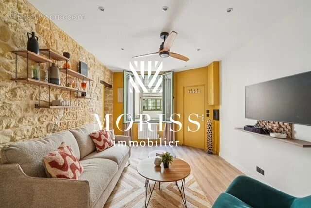 Appartement à PARIS-3E