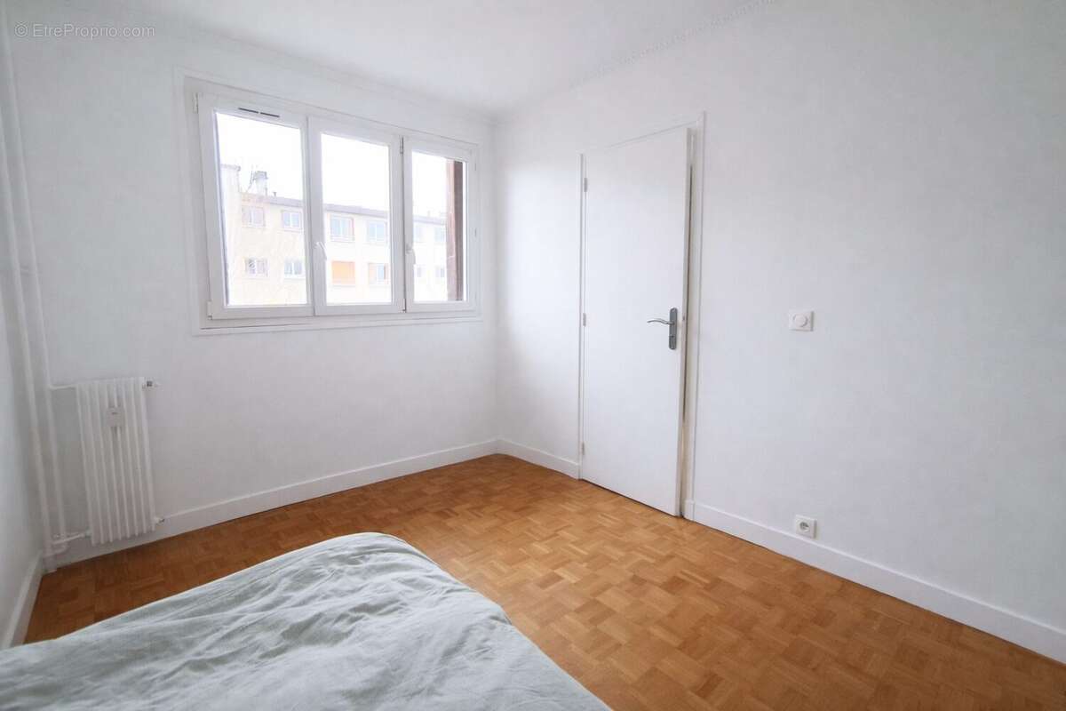 Appartement à MAISONS-ALFORT