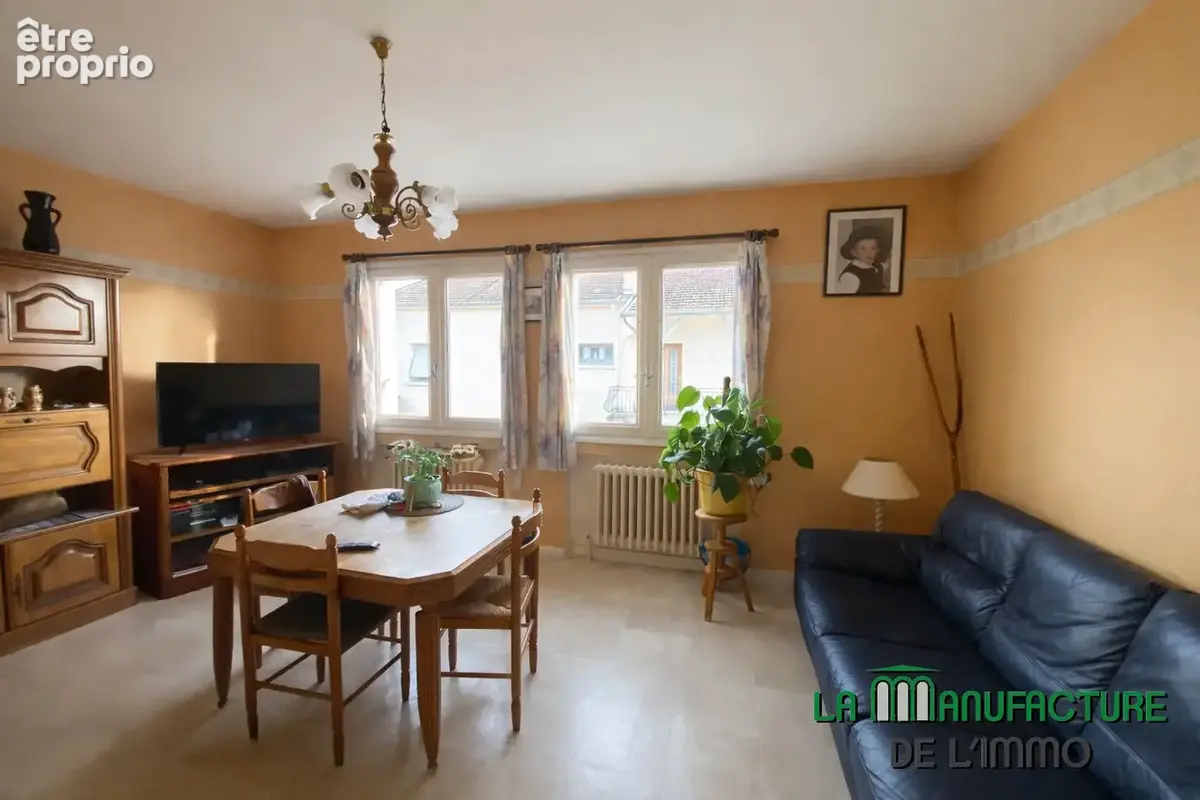 Immeuble / sury le comtal-a proximite des commodites / ideal investisseur - photo 7